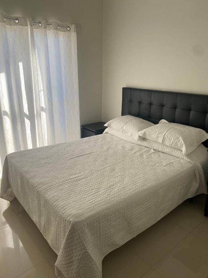 Espana Suites Hotel Ciudad del Este Bagian luar foto