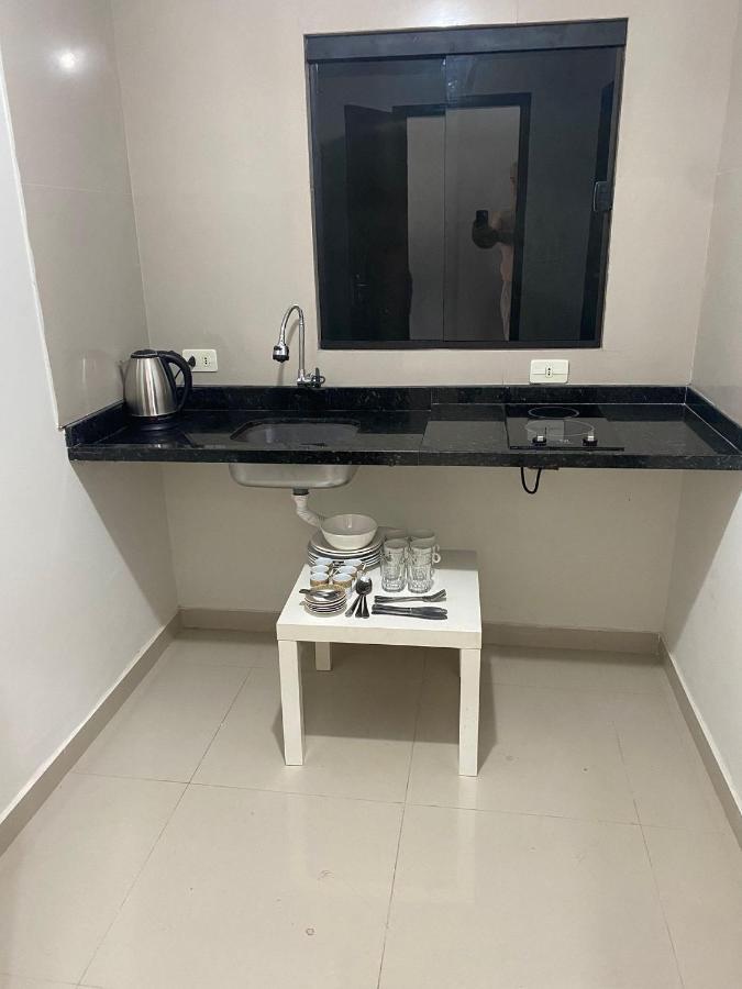 Espana Suites Hotel Ciudad del Este Bagian luar foto