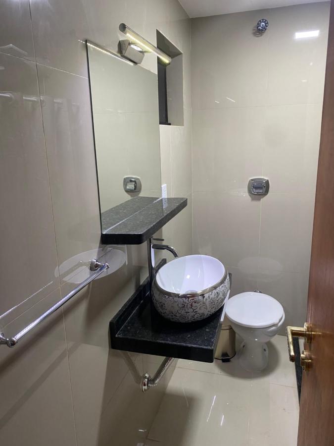 Espana Suites Hotel Ciudad del Este Bagian luar foto