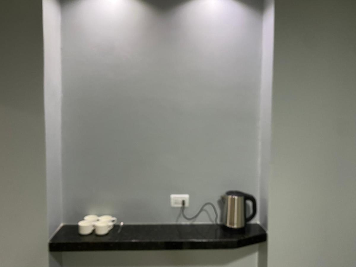 Espana Suites Hotel Ciudad del Este Bagian luar foto