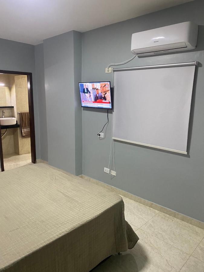 Espana Suites Hotel Ciudad del Este Bagian luar foto